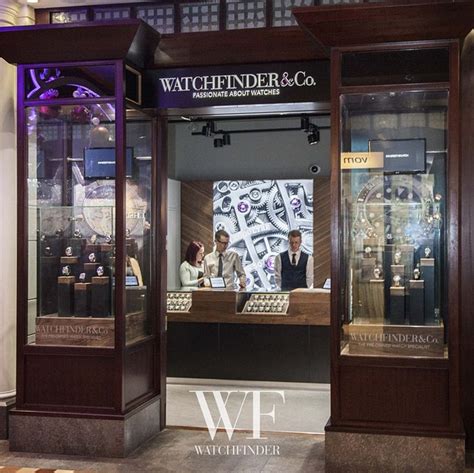 watchfinder bluewater opening times.